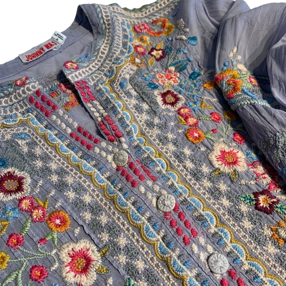 Johnny Was Lilac Embroidered Boho Tunic Top Floral Silk Blend Small - Picture 5 of 16